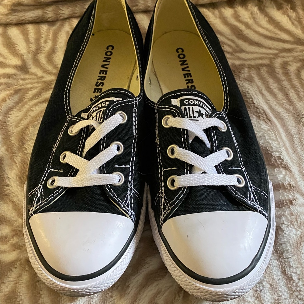 Converse Ballet